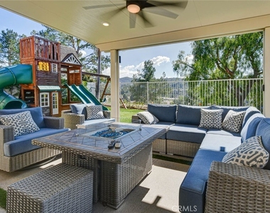 565 S Hibiscus Way - Photo Thumbnail 48