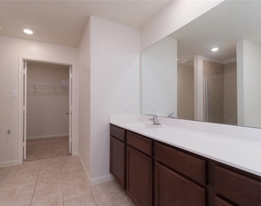 15310 Albert Oak Drive - Photo Thumbnail 20