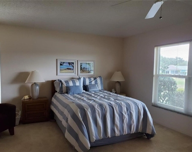 2439 E Del Webb Boulevard - Photo Thumbnail 16