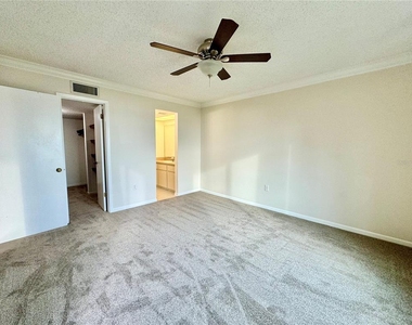 4620 Bay Boulevard - Photo Thumbnail 26