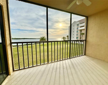 4620 Bay Boulevard - Photo Thumbnail 14