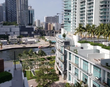 350 S Miami Ave - Photo Thumbnail 7