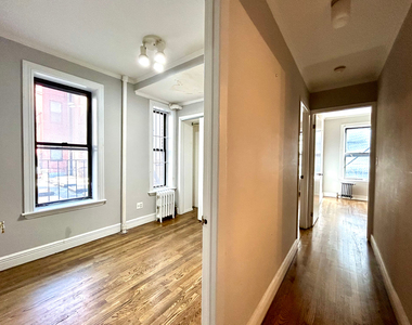 Mott & Prince St - Photo Thumbnail 3