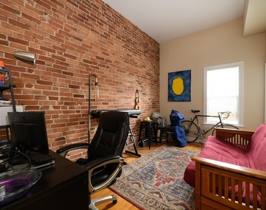 252 Somerville Ave - Photo Thumbnail 4