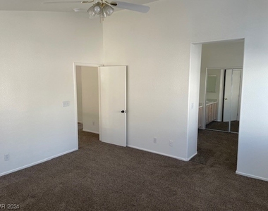 4601 Rising Cove Street - Photo Thumbnail 19