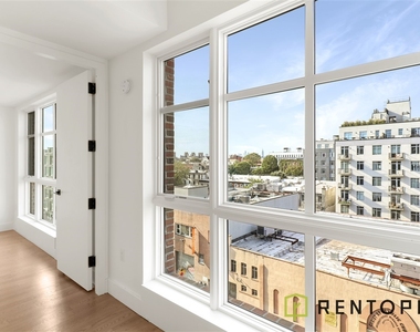 824 Lexington Avenue - Photo Thumbnail 2