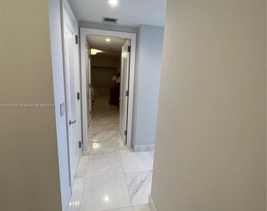 1435 Brickell Ave - Photo Thumbnail 49