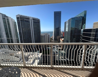 1200 Brickell Bay Dr - Photo Thumbnail 0