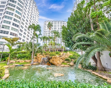 999 Brickell Bay Dr - Photo Thumbnail 0