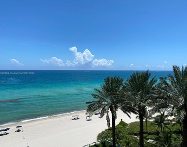 17121 Collins Ave - Photo Thumbnail 36