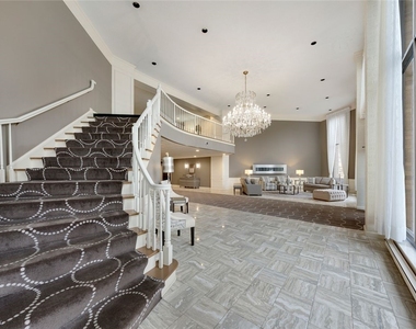 2202 Acacia Park Drive - Photo Thumbnail 6