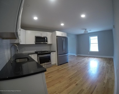 517 Asbury Avenue - Photo Thumbnail 3