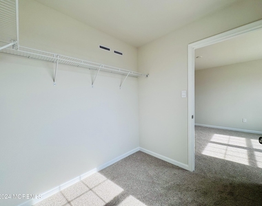 85 Alexander Way - Photo Thumbnail 20