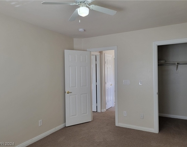 8458 Pico Rivera Avenue - Photo Thumbnail 17