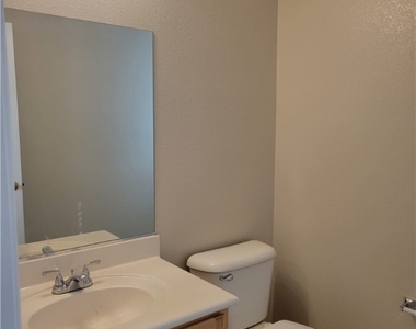 8458 Pico Rivera Avenue - Photo Thumbnail 18