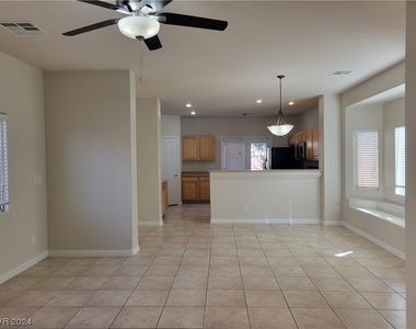 8458 Pico Rivera Avenue - Photo Thumbnail 6