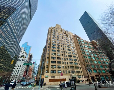 301 East 47th Street - Photo Thumbnail 0