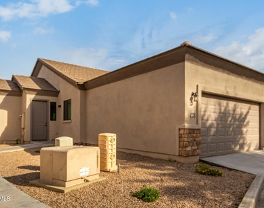 846 N Pueblo Drive - Photo Thumbnail 18