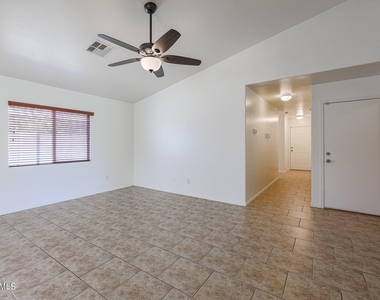 16547 W Tonto Street - Photo Thumbnail 9