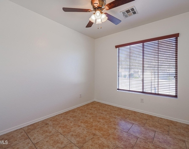 16547 W Tonto Street - Photo Thumbnail 21