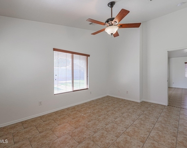 16547 W Tonto Street - Photo Thumbnail 11