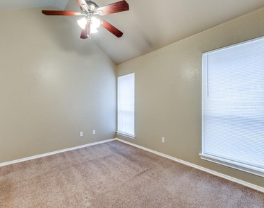 1020 Kory Drive - Photo Thumbnail 17