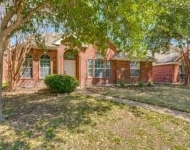 12314 Red Hawk Drive - Photo Thumbnail 2