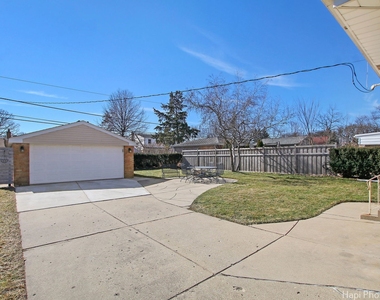 6955 W Cleveland Street - Photo Thumbnail 17