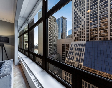 680 N Lake Shore Drive - Photo Thumbnail 24