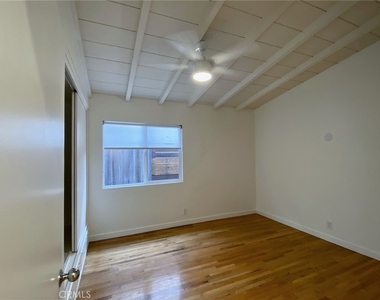 656 Rosecrans Avenue - Photo Thumbnail 14