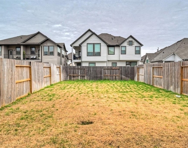 1535 Crystal Stream Drive - Photo Thumbnail 17