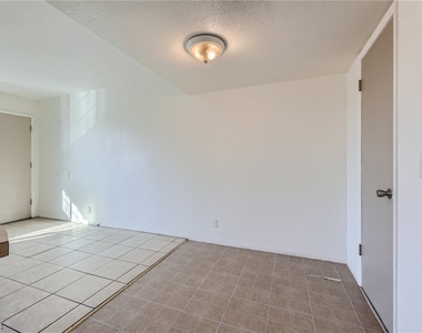 3604 Thomas Avenue - Photo Thumbnail 5