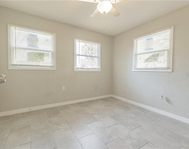 7408 S Sherrill Street - Photo Thumbnail 12