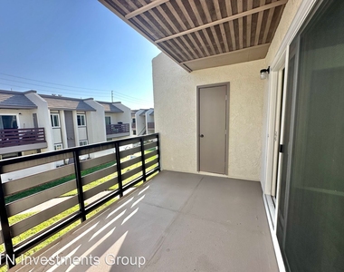 10621 Bolsa Ave. - Photo Thumbnail 20