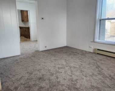 425 Colorado Ave 4 - Photo Thumbnail 1