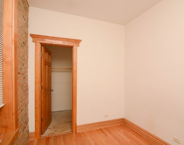 2053 W. Fullerton, Unit 4 - Photo Thumbnail 11