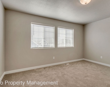 5002 W Evergreen Ln - Photo Thumbnail 19