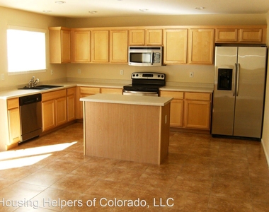 5308 Rome Circle - Photo Thumbnail 1