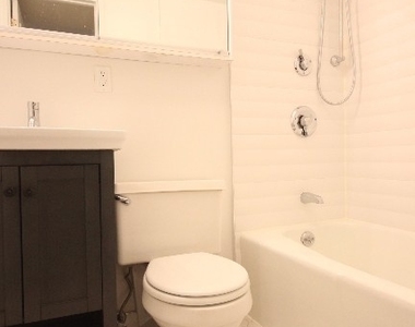 West 86 Street - Photo Thumbnail 6