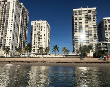 2401 S Ocean Dr - Photo Thumbnail 9