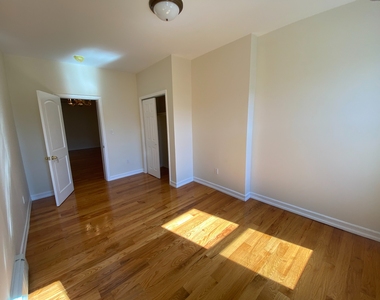 1339 Prospect Place - Photo Thumbnail 7