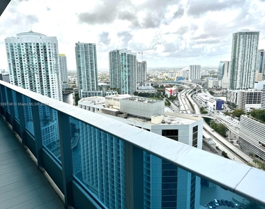 200 Biscayne Boulevard Way - Photo Thumbnail 9