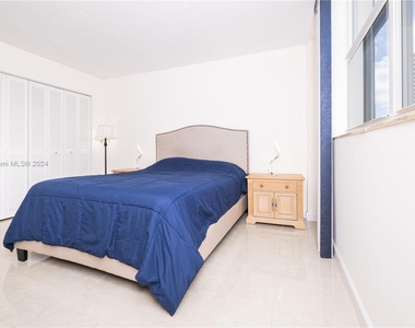 1833 S Ocean Dr - Photo Thumbnail 35