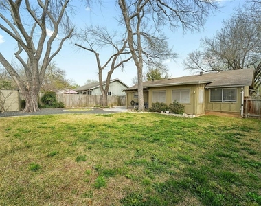 4607  Gray Fox Dr - Photo Thumbnail 28