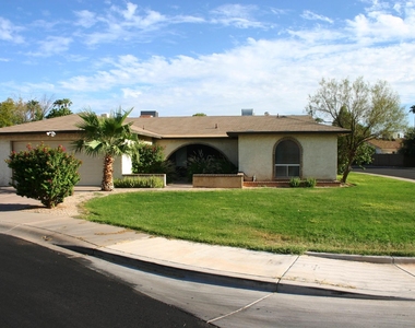 2217 S Las Flores -- - Photo Thumbnail 13