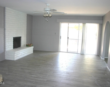 2217 S Las Flores -- - Photo Thumbnail 6