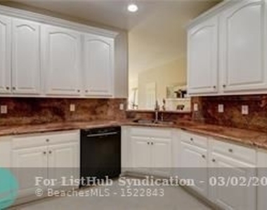 9056 Plymouth Pl - Photo Thumbnail 12