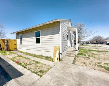 2125 Grayson Avenue - Photo Thumbnail 1