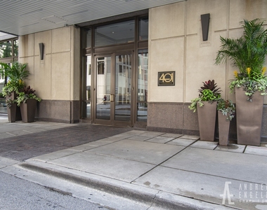 401 E Ontario Street - Photo Thumbnail 1