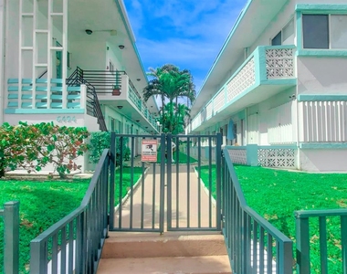 6498 Collins Ave - Photo Thumbnail 2